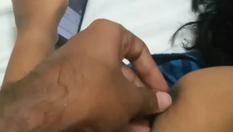 Tom Ve Jerry'Nin Büyük Göğüslerle Tutkulu Bir Şekilde Karşılaşması Ve Orgazmı