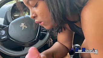 Paris Sweetz Ve Victor Bloom, Genç Bir Mulata Ile Vahşi Bir Araba Yolculuğu Yapıyorlar