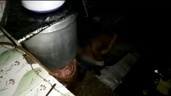 Okuldan Sonra Genç Kız, Kardeşinin Arkadaşı Tarafından Sıcak Bir Karşılaşmada Şaşırıyor