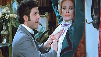 Sue Longhurst Ve Malou Cartwright Çıplak Sergide (Bölüm 1), Vintage Koleksiyon