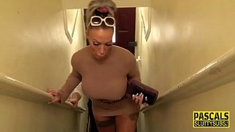 Dövmeli Milf Sert Anal Sikişe Ve Oral Sekse Boyun Eğiyor