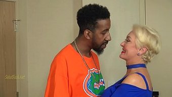 Şanslı Bir Olay, Irklararası Zevke Yol Açıyor