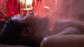 Rahatlatıcı Japon Masajı, Hisleri Yükseltiyor