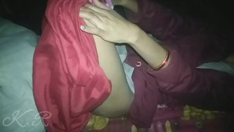 Genç Kadının Açlığını Mühür Kıran Ilk Kez Seks Deneyimiyle Giderdi