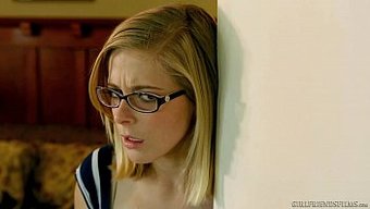 Veruca James Ve Cassandra Nix Sıcak Lezbiyen Buluşmasında