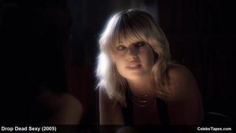 Amber Heard Ve Melissa Keller Kışkırtıcı Iç Çamaşırı Ve Bikini Striptiz Gösterisinde