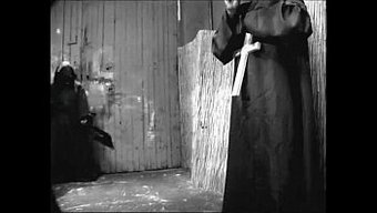 Genç Kız Bdsm Deneyimiyle Yoğun Zevk Yaşıyor