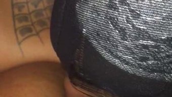 Siyah Güzel Şişman Kadınlar, Büyük Siyah Bir Yarrağa Sulu Bir Sakso Çekiyorlar