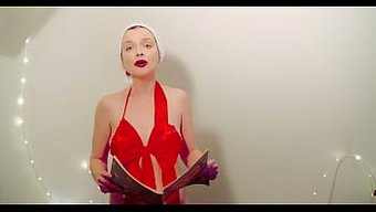 Güzel Göğüsler Ve Mutlu Bir Noel Dileği