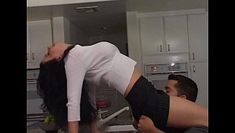 Gençlik Baskısı: Herschel Savage Ile Genç Ve Boşalma