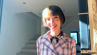 Seks Kraliçesi Oney, Deli Gibi Anal Sikişin Tadını Çıkarıyor.