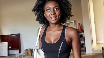 Siyahi Emlakçı, Kiracısı Tarafından Fena Halde Beceriliyor.