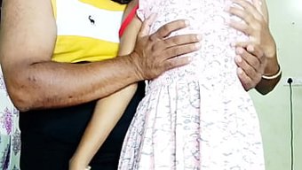 Hintli Bhabhi, Debar Ji Tarafından Sertçe Beceriliyor.