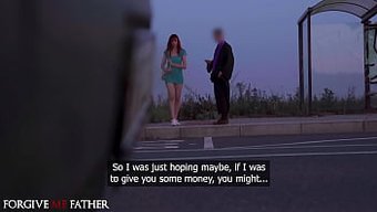 Minyon Fransız Kızıl Ile Köpek Stili Ve Kovboy Pozisyonunda Sıcak Seks.