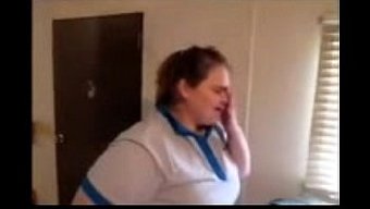 Köpek Stiliyle Sert Anal Seks