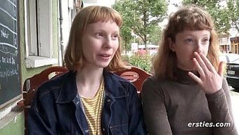 Bonnie Ve Sondrine, Seks Oyuncakları Ve Oral Zevkle Duygusal Bir Keşif Yapıyorlar