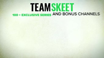 Genç Ve Baştan Çıkarıcı Üvey Kız Üvey Babasını Ayartıyor