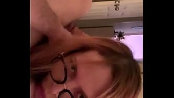 Quiito, Ekvador: Genç Bir Latin Kadının Orgazma Olan Tutkulu Yolculuğu