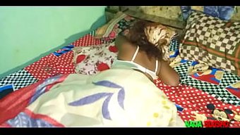 Ebony Milf'In Heyecan Verici Ev Yapımı Videoda Eniştesinden Beklenmedik Zevki