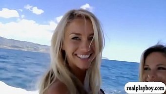 Cesur Güzellikler Çıplak Olarak Aşırı Spor Yapıyorlar