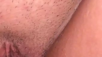 Cuckold Videosunda Kirli Konuşmalar Ve Içine Boşalma Yakın Çekimi